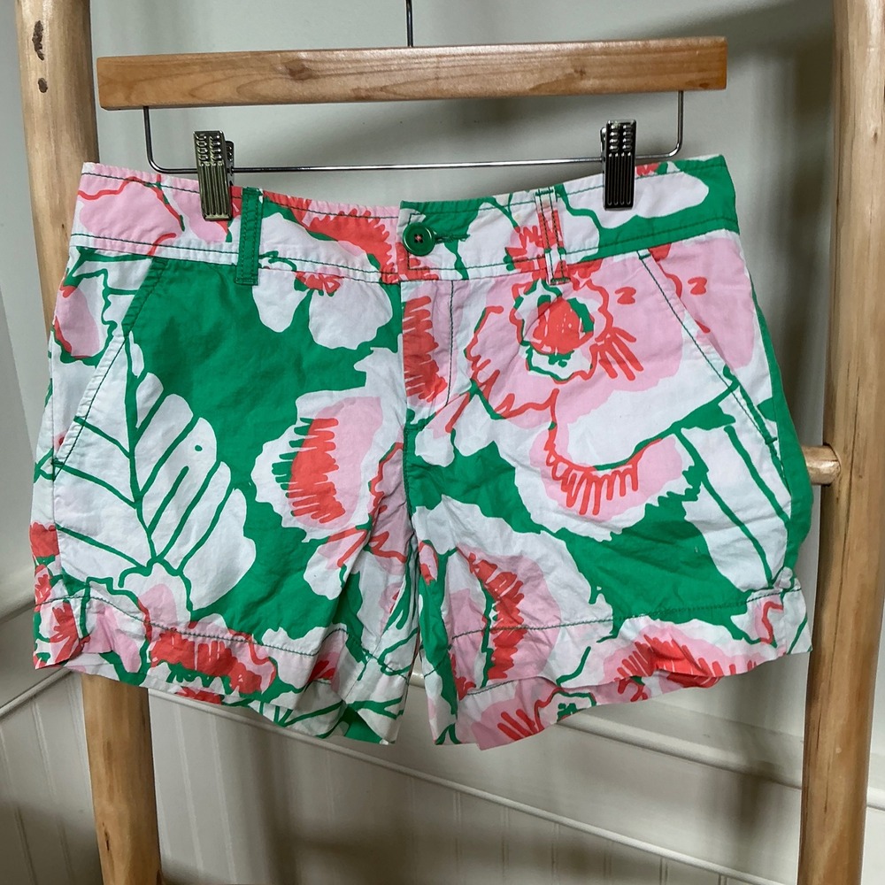 Lilly Pulitzer Callahan Floral Shorts Green Pink White Cotton Womens Size 2